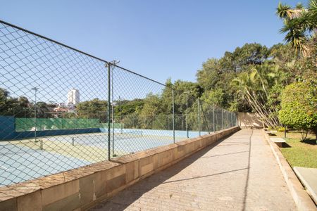 Apartamento à venda com 182m², 4 quartos e 1 vaga Apartamento à venda com 182m², 4 quartos e 1 vagaQuadra Esportiva