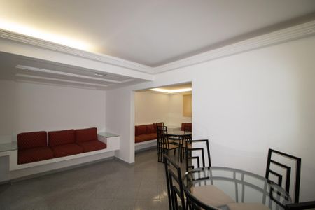 Apartamento à venda com 182m², 4 quartos e 1 vaga Apartamento à venda com 182m², 4 quartos e 1 vagaÁrea comum - Salão de festas