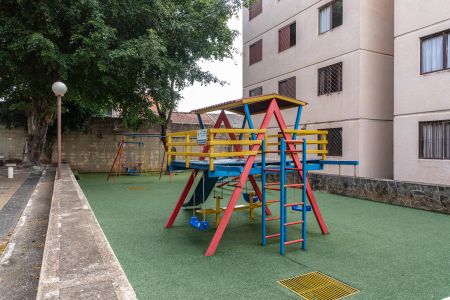 Apartamento para alugar com 55m², 2 quartos e 1 vagaÁrea comum - Playground