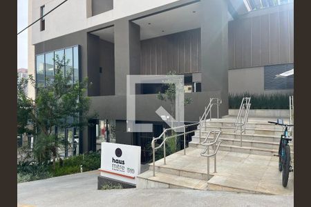 Studio para alugar com 30m², 1 quarto e sem vaga Studio para alugar com 30m², 1 quarto e sem vagaFachada