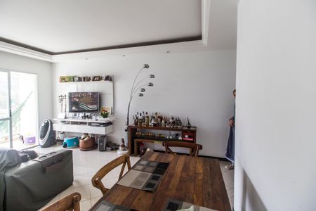 Apartamento à venda com 94m², 2 quartos e 1 vaga Apartamento à venda com 94m², 2 quartos e 1 vagaSala de Jantar