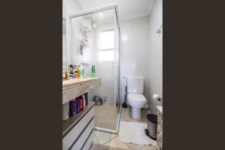 Apartamento à venda com 94m², 2 quartos e 1 vaga Apartamento à venda com 94m², 2 quartos e 1 vagaBanheiro da Suíte