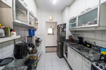 Apartamento à venda com 94m², 2 quartos e 1 vaga Apartamento à venda com 94m², 2 quartos e 1 vagaCozinha