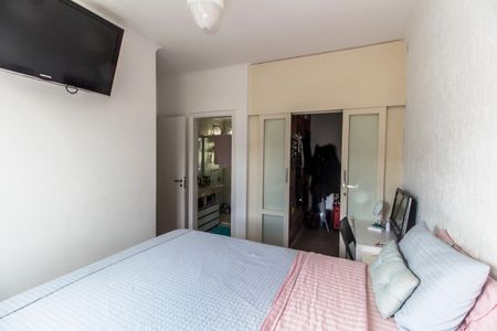 Apartamento à venda com 94m², 2 quartos e 1 vaga Apartamento à venda com 94m², 2 quartos e 1 vagaSuíte