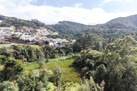 Apartamento à venda com 94m², 2 quartos e 1 vaga Apartamento à venda com 94m², 2 quartos e 1 vagaVista do Quarto