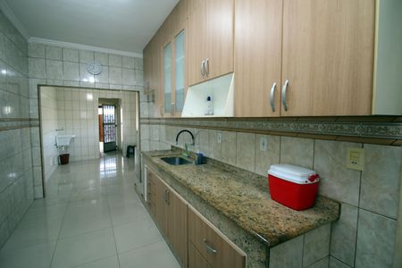Apartamento à venda com 125m², 2 quartos e 2 vagasCozinha