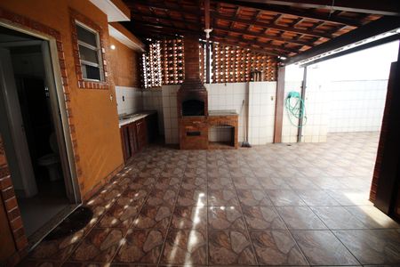 Apartamento à venda com 125m², 2 quartos e 2 vagasÁrea gourmet