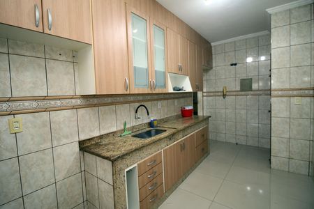 Apartamento à venda com 125m², 2 quartos e 2 vagasCozinha