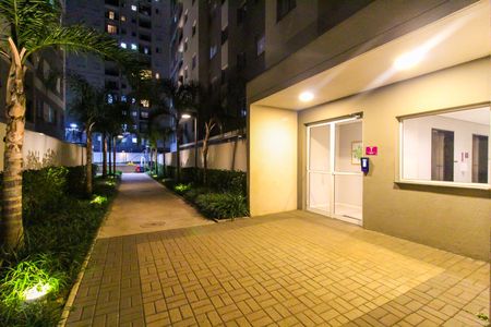 Apartamento à venda com 37m², 2 quartos e sem vagaÁrea comum