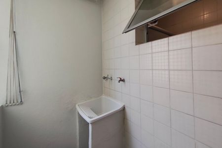 Apartamento à venda com 60m², 2 quartos e 1 vagaÁrea de Serviço