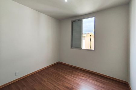 Apartamento à venda com 60m², 2 quartos e 1 vagaQuarto 2