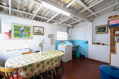 Casa à venda com 143m², 2 quartos e 5 vagasÁrea de Serviço