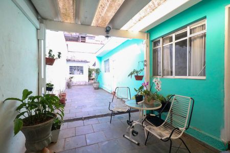 Casa à venda com 143m², 2 quartos e 5 vagasQuintal e Garagem