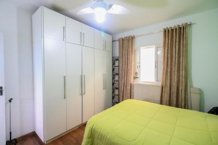 Casa à venda com 143m², 2 quartos e 5 vagasQuarto 2