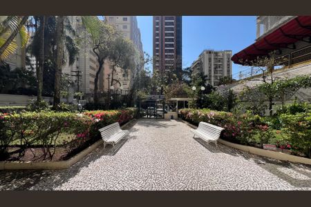 Apartamento para alugar com 80m², 2 quartos e 1 vaga Apartamento para alugar com 80m², 2 quartos e 1 vagaEntrada