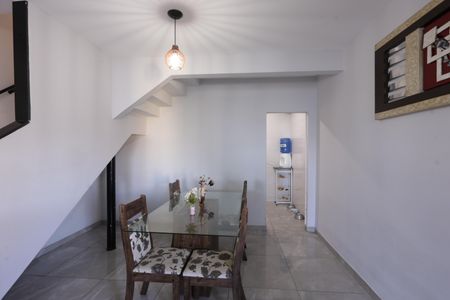 Casa de condomínio à venda com 125m², 3 quartos e 2 vagasSala de Jantar