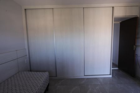 Casa de condomínio à venda com 125m², 3 quartos e 2 vagasQuarto 2