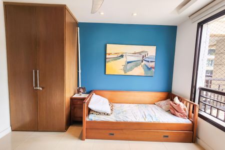 Apartamento à venda com 125m², 3 quartos e 2 vagasQuarto 2