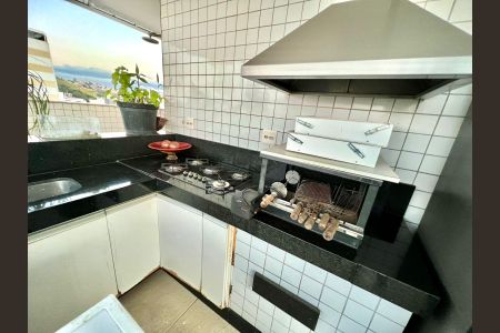 Apartamento à venda com 243m², 4 quartos e 2 vagasCobertura