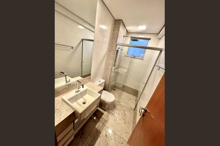 Apartamento à venda com 243m², 4 quartos e 2 vagasBanheiro 1
