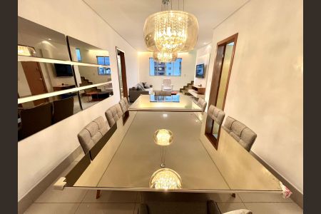 Apartamento à venda com 243m², 4 quartos e 2 vagasSala 1