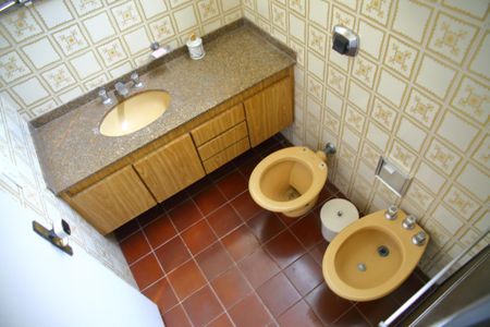 Casa à venda com 150m², 3 quartos e 2 vagasBanheiro 1