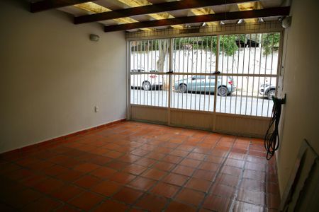 Casa à venda com 150m², 3 quartos e 2 vagasGaragem