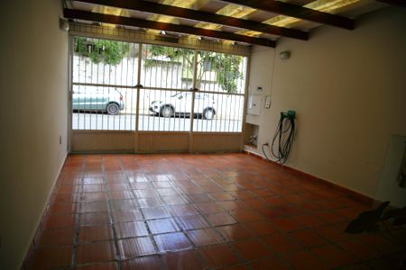 Casa à venda com 150m², 3 quartos e 2 vagasGaragem