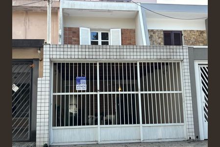 Casa à venda com 150m², 3 quartos e 2 vagas Casa à venda com 150m², 3 quartos e 2 vagasFachada - Placa