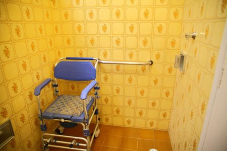 Casa à venda com 150m², 3 quartos e 2 vagasBanheiro 2