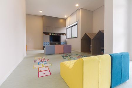 Studio à venda com 27m², 1 quarto e sem vaga Studio à venda com 27m², 1 quarto e sem vagaCondomínio - Brinquedoteca