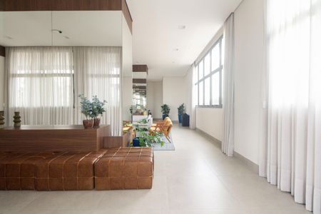 Studio à venda com 27m², 1 quarto e sem vaga Studio à venda com 27m², 1 quarto e sem vagaCondomínio - Salão de Festas