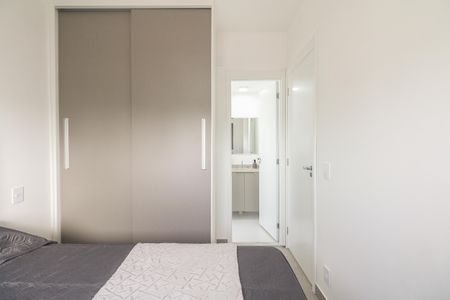 Studio à venda com 27m², 1 quarto e sem vaga Studio à venda com 27m², 1 quarto e sem vagaQuarto/Suíte