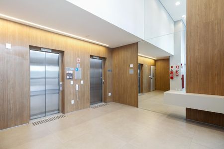 Studio à venda com 27m², 1 quarto e sem vaga Studio à venda com 27m², 1 quarto e sem vagaCondomínio - Hall de entrada