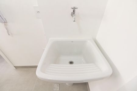 Studio à venda com 27m², 1 quarto e sem vaga Studio à venda com 27m², 1 quarto e sem vagaÁrea de Serviço