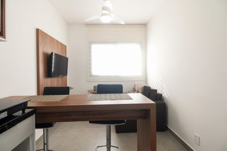 Studio à venda com 27m², 1 quarto e sem vaga Studio à venda com 27m², 1 quarto e sem vagaSala