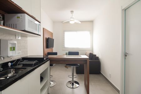 Studio à venda com 27m², 1 quarto e sem vaga Studio à venda com 27m², 1 quarto e sem vagaSala