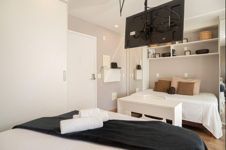 Studio para alugar com 29m², 1 quarto e 1 vaga Studio para alugar com 29m², 1 quarto e 1 vagaStudio