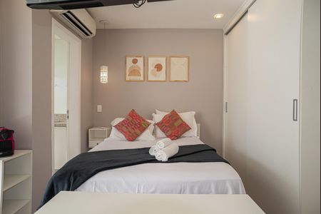 Studio para alugar com 29m², 1 quarto e 1 vaga Studio para alugar com 29m², 1 quarto e 1 vagaStudio