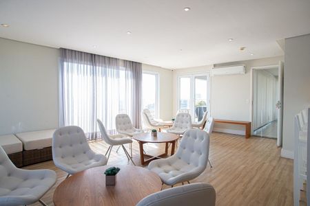 Studio para alugar com 29m², 1 quarto e 1 vaga Studio para alugar com 29m², 1 quarto e 1 vagaÁrea comum - Salão de festas