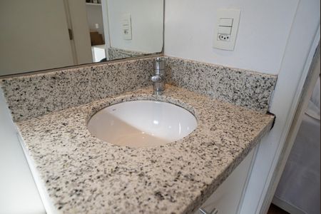 Studio para alugar com 29m², 1 quarto e 1 vaga Studio para alugar com 29m², 1 quarto e 1 vagaBanheiro