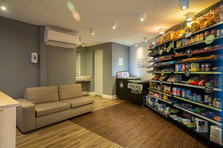 Studio para alugar com 29m², 1 quarto e 1 vaga Studio para alugar com 29m², 1 quarto e 1 vagaÁrea comum - Mercadinho