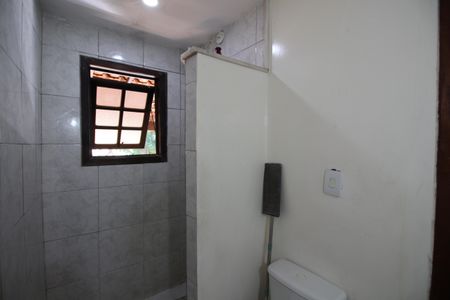 Casa de condomínio à venda com 374m², 4 quartos e 2 vagasCasa 1: Banheiro Social