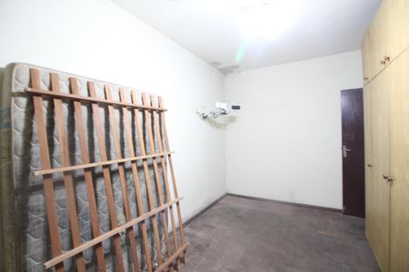 Casa de condomínio à venda com 374m², 4 quartos e 2 vagasCasa 2: Quarto 1