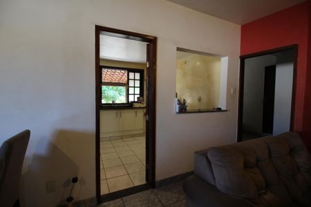 Casa de condomínio à venda com 374m², 4 quartos e 2 vagasCasa 1: Cozinha