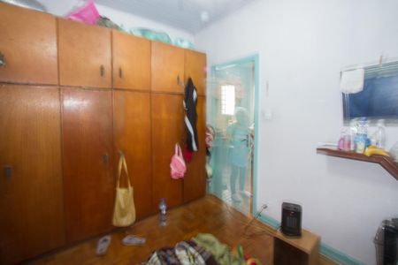 Casa à venda com 176m², 2 quartos e 2 vagasQuarto