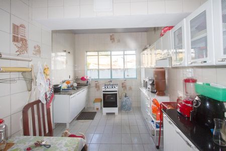 Casa à venda com 176m², 2 quartos e 2 vagasCozinha