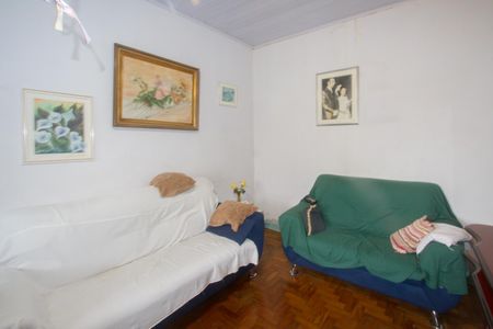 Casa à venda com 176m², 2 quartos e 2 vagasSala