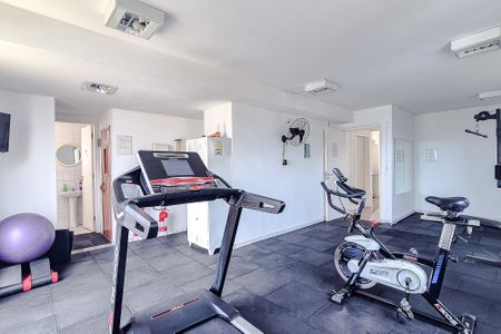 Apartamento à venda com 42m², 2 quartos e 1 vagaÁrea comum - Academia