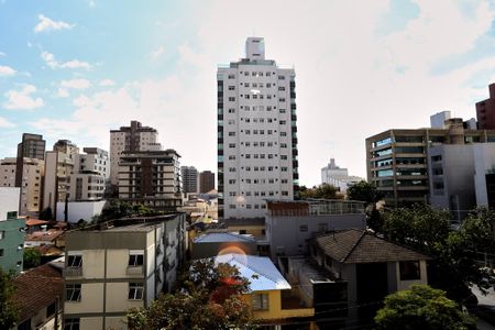 Apartamento à venda com 88m², 3 quartos e 2 vagasVista